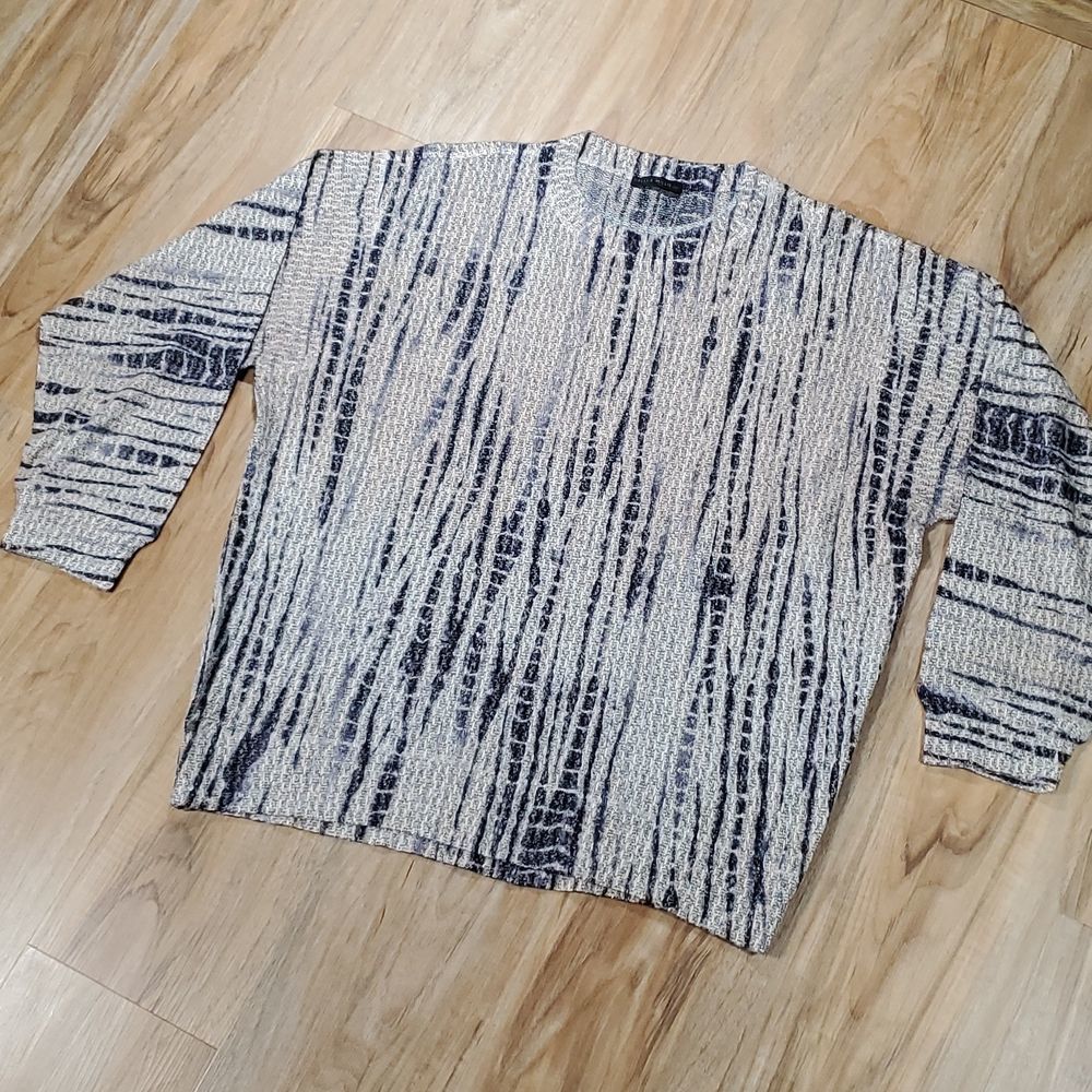 Nally & Millie Blue & Gray Lightweight Long Sleeve Sweater Small